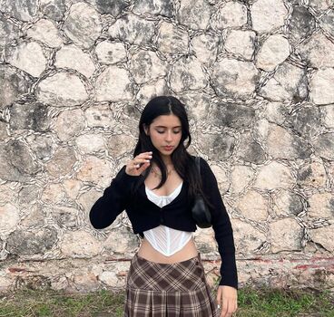 Claudia garma image