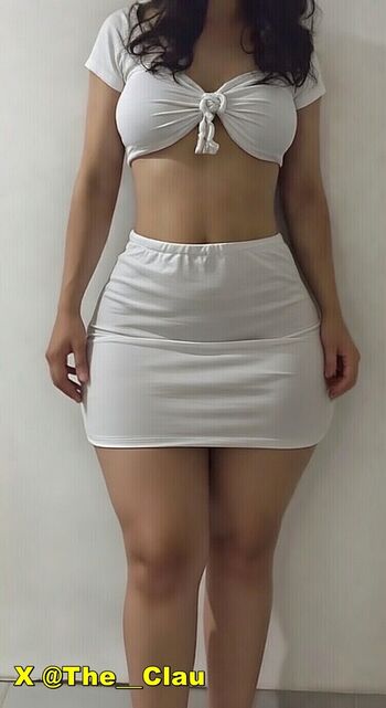 Claudiahotpants image