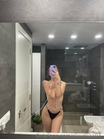 Claudiiaa03 image