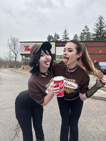 Clueloo 1 page 2 image