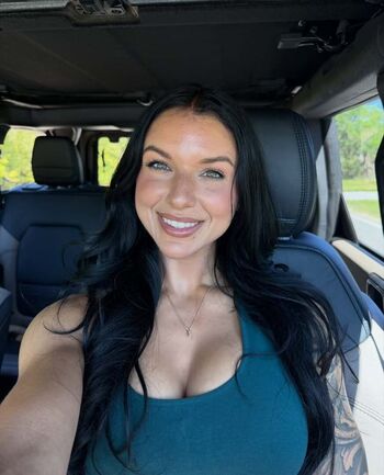 Coachrachnicole image