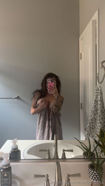 Coco monroe image