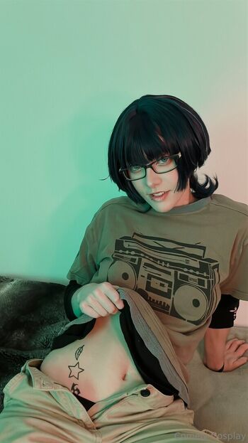 Comely cos image