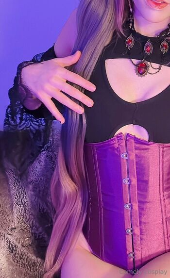 Comely cos image