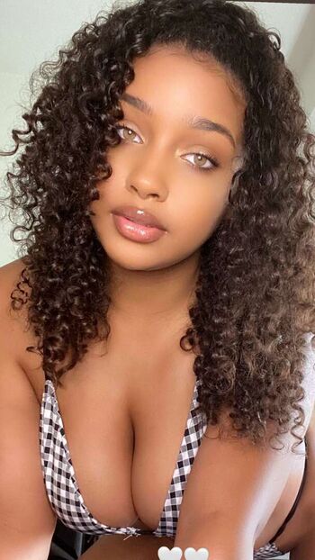 Corie rayvon 1 image