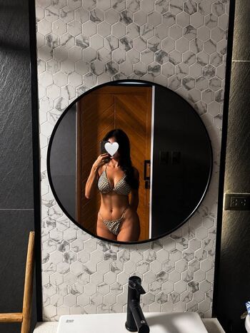 Coriene arcel image