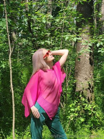 Corina burlacu image