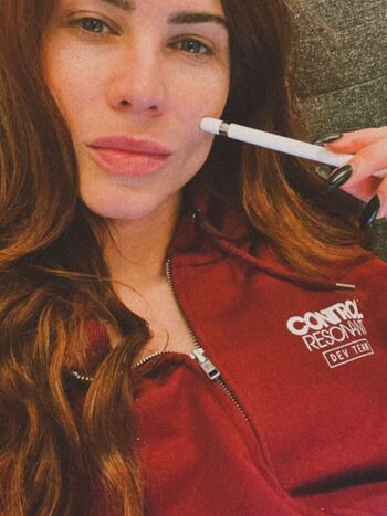 Courtney hope image