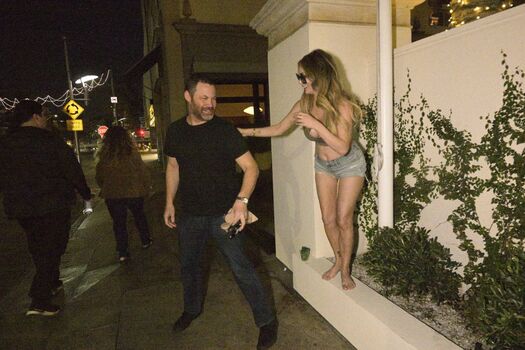 Courtney stodden 1 page 2 image