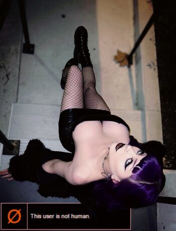 Cradleofcarmine image