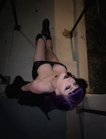 Cradleofcarmine image