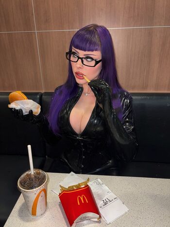 Cradleofcarmine image