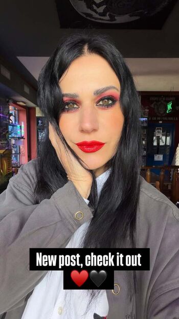 Cristina scabbia image