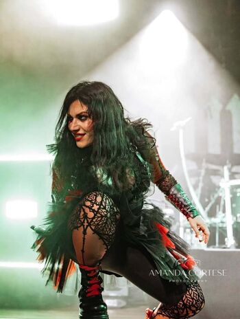 Cristina scabbia image