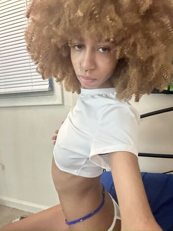 Crystalsnpurge image