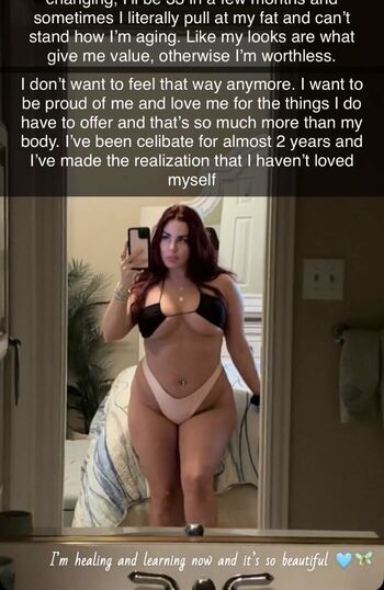 Curvy goddesses image