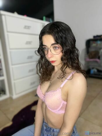Cuyito nobinario image