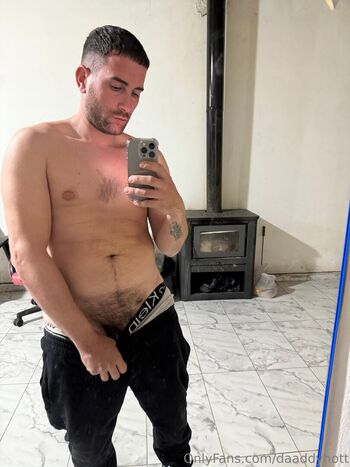 daaddyhott