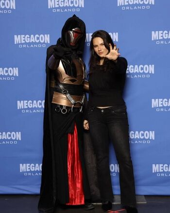 Dafne keen 1 page 3 image