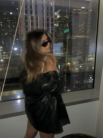 Dahnikz page 7 image