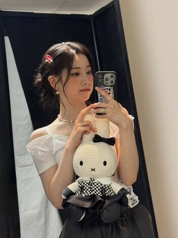 Dahyun image