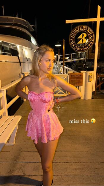 Daisy briggs image