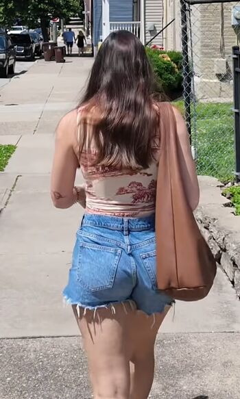 Dakota b asmr image