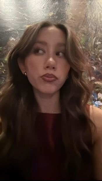 Dakota b asmr image