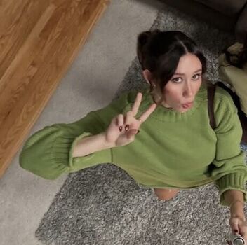 Dakota b asmr image