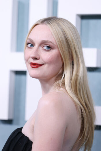 Dakota Fanning