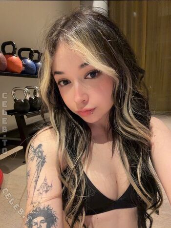 Daniela herrera image