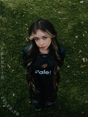Daniela herrera image