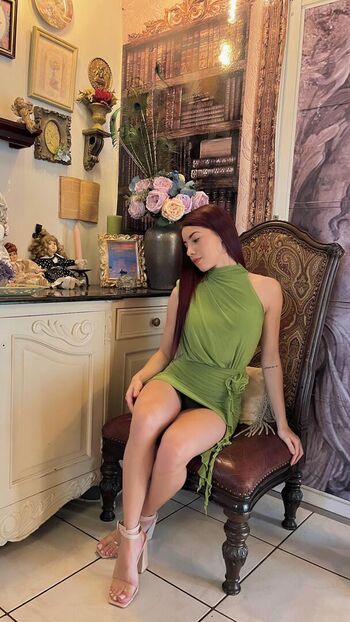 Daniela velsquez page 2 image