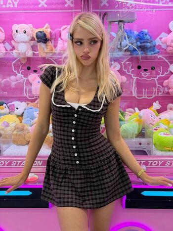 Daniela washington image