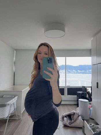 Danielle panabaker image