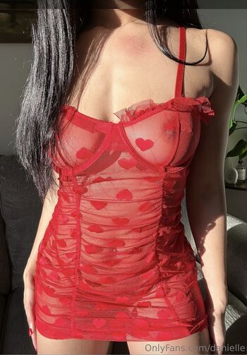 Danielle summers 1 image