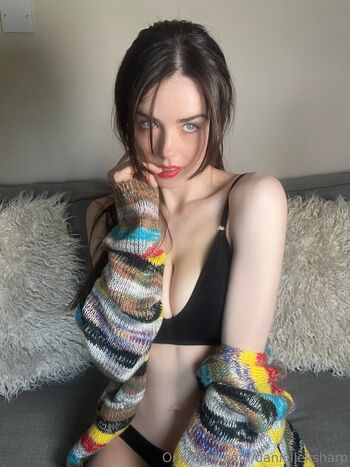 danielleksharp