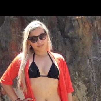 Danielly alves image