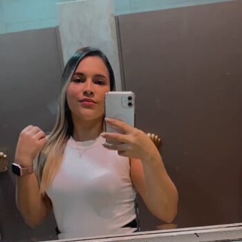 Danielly alves image