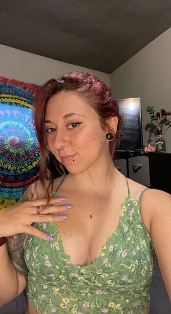 Danigoodisonn image