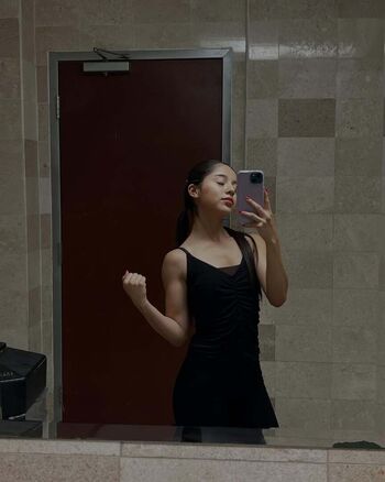 Danna renteria image
