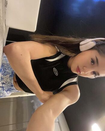 Danna renteria image