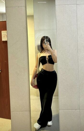 Danna69 page 2 image