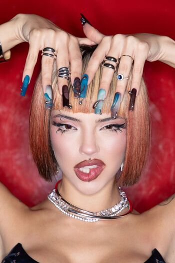 Dara darnadue image