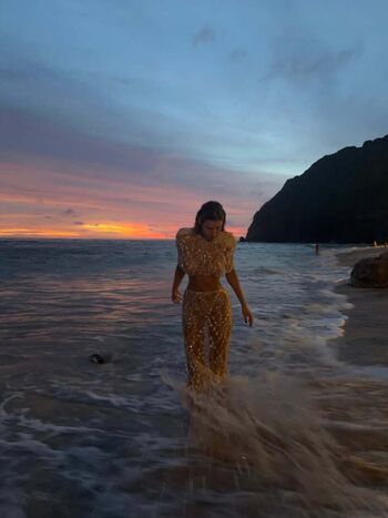 Dasha boyko page 6 image