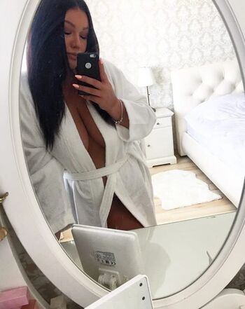 Dasha kovalenko image