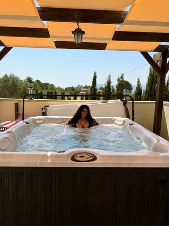 Davinia fructuoso image