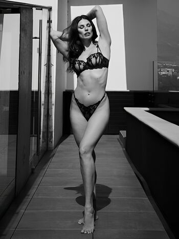 Dayane Mello