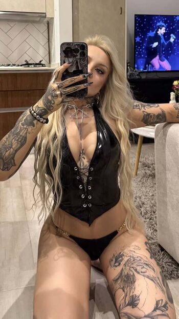 Dayane sarkis image