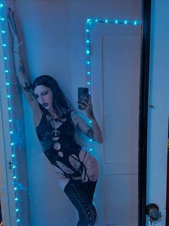 Deathbyromy image